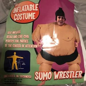 Inflatable sumo costume